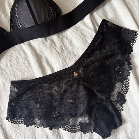 J flower lace panty