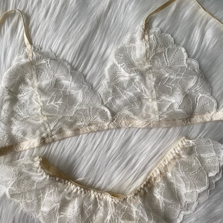 white dream【T-0688】