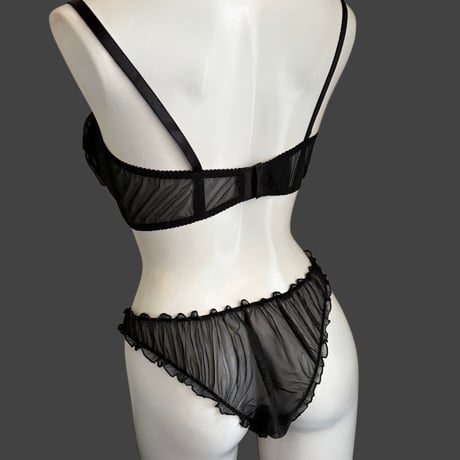 momo black【J-0014】