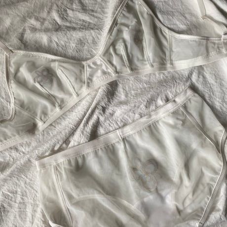 orchid bralette white【F-0024】