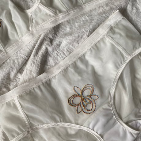 orchid shorts white【F-0023】