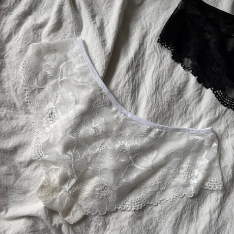 J flower lace panty