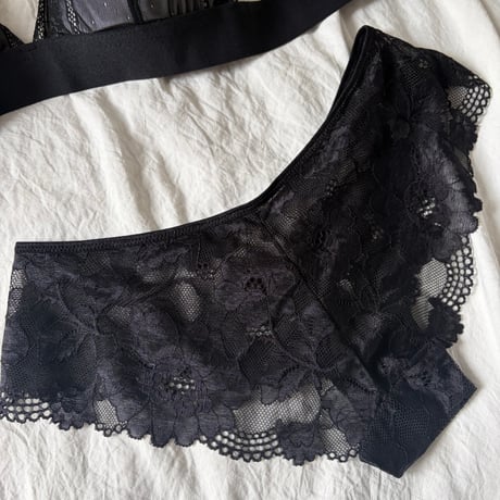 J flower lace panty
