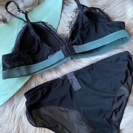 パッド付き deep green×black bralette set【A-0562-GRN×BK】