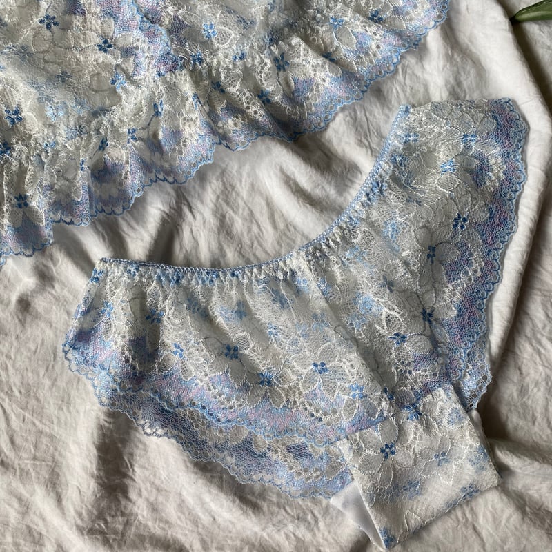 Charlotte【T-0569】 | Numéro 5