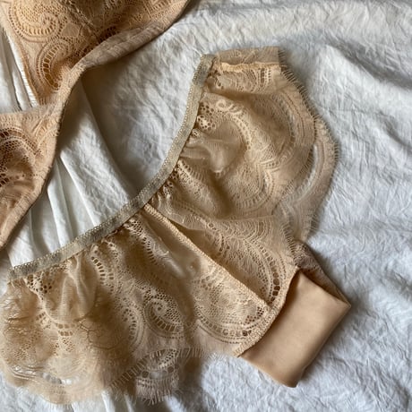 beige flower lace【T-0419】