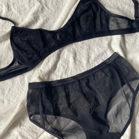 sample orchid bralette black