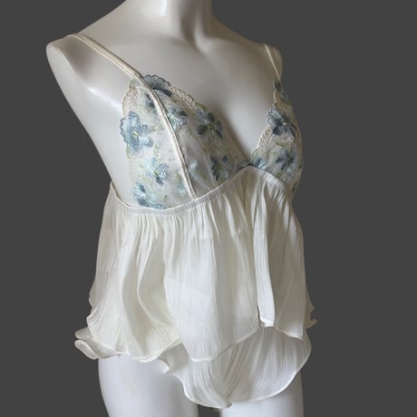 Lily pajamas white【J-0015】