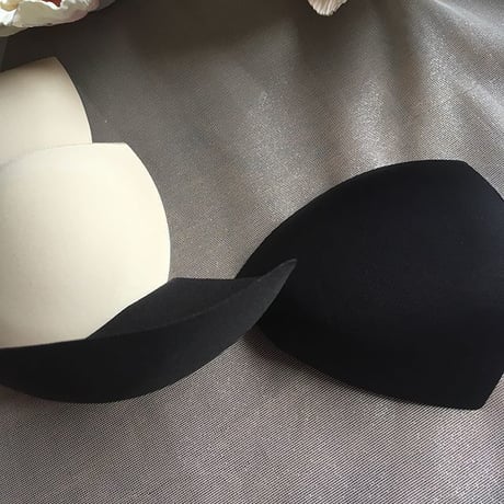 ランジェリーをご購入されたお客様のみ販売『パッド』