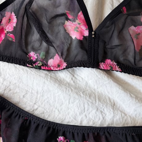 Eまで対応black×pink flowers lace bralette set【K-0016】