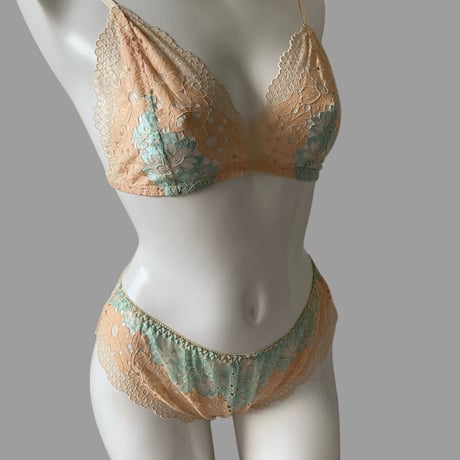 pale orange【T-0605】
