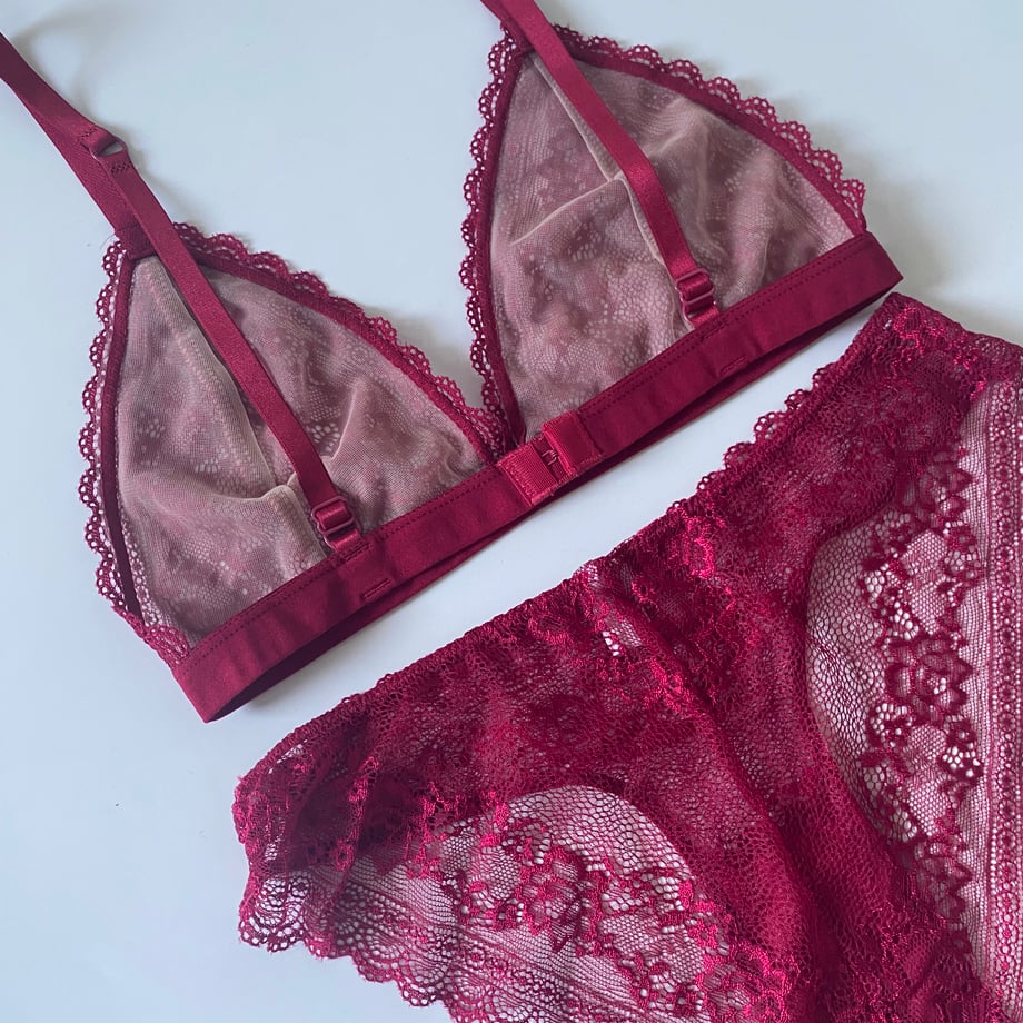 69be5afb2d6e834b6e278758