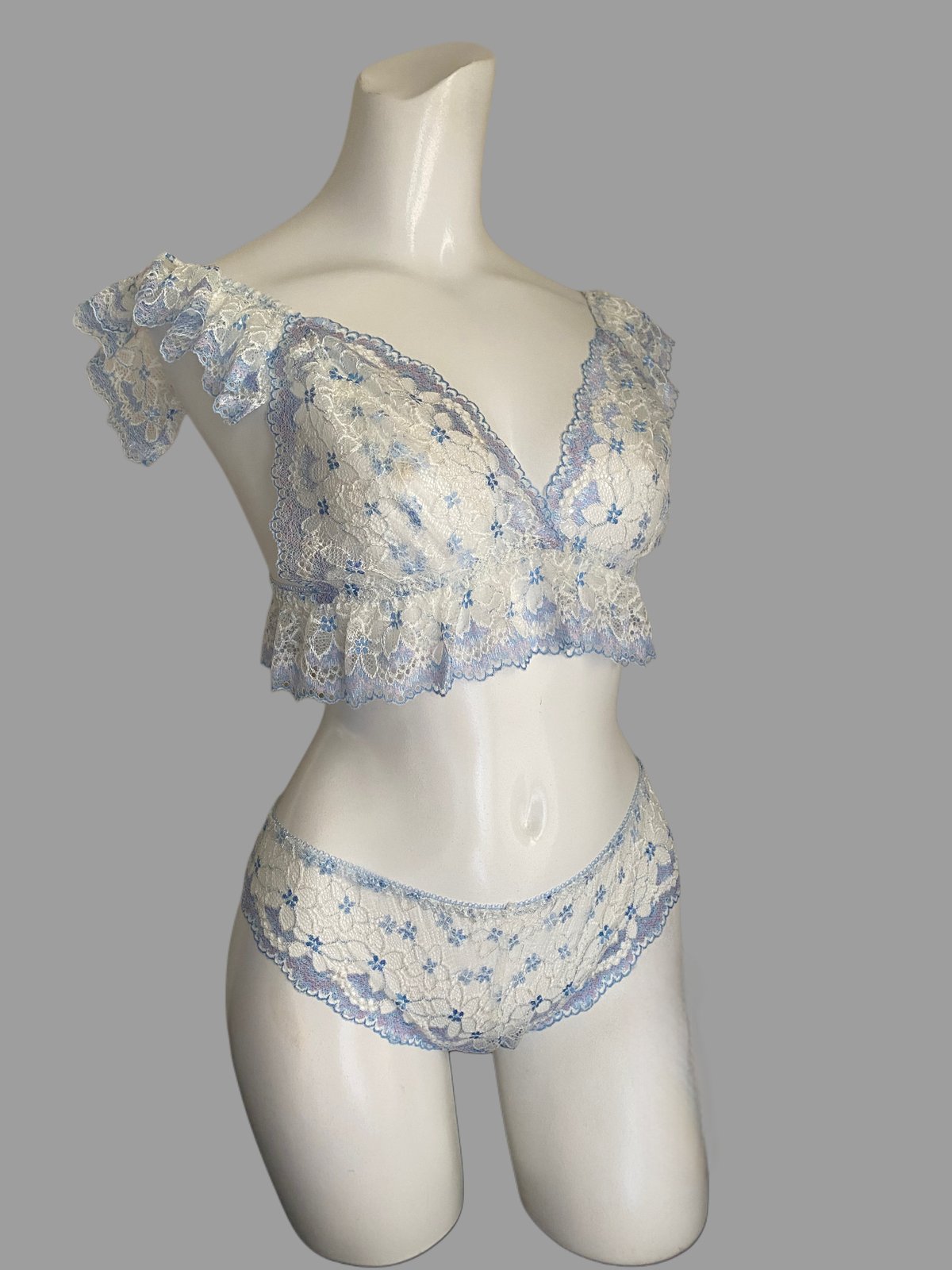 Charlotte【T-0569】 | Numéro 5