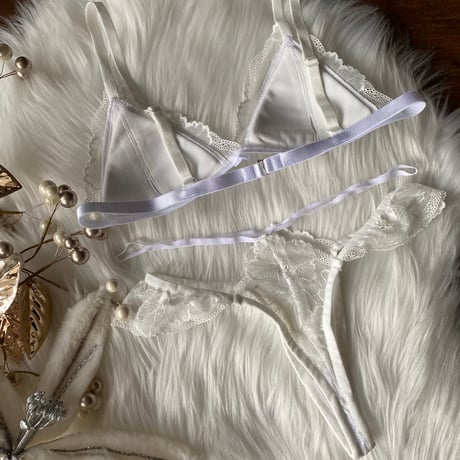 karma white【J-0006-WH】