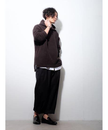 サイドスリットニットパーカ