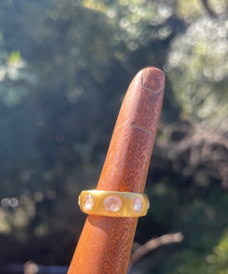 Hima ヒマ SPECIAL 22K ローズカット ダイヤモンド UFOリング