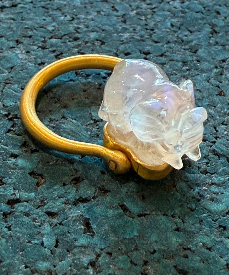 Hima ヒマ 22Kgold レインボームーンストーン エレファントリング | hima