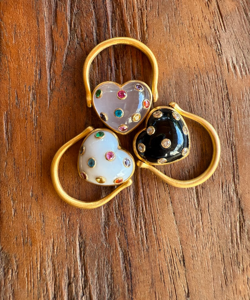 Hima ヒマ 22Kgold ハートドットリング ブラックオニキス x