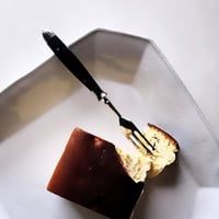 季節のチーズケーキ / ハーフ２本 【レモンとバジル＆アールグレイ】