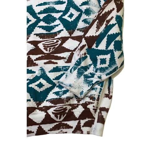 HAND PAINTED LITE SWEATER MADE IN USA size L程