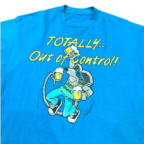 80-90's TOTALLY... Out Of Control! T-shirt size M