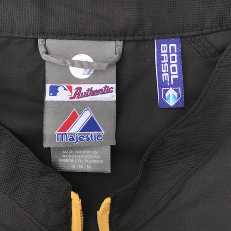 MLB PIRATES⚾️ Pullover Light Jkt Size-XL程 majestic 2011’