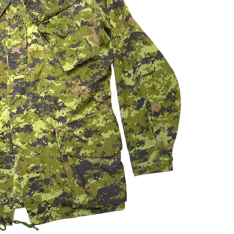 CADPAT DIGITAL CAMOUFLAGE  JACKET size M〜L程