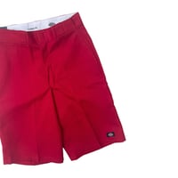 New Dickes Red Shorts Size-w30