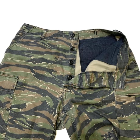ROTHCO TIGHER CAMO SHORTS size M