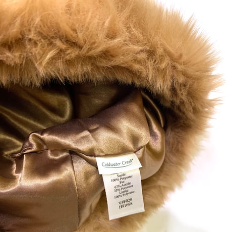 WOMEN'S FUR HAT