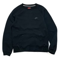 NIKE SWEATER size S