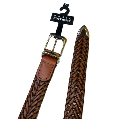 NEW BASIC EDITIONS LEATHER BELT size 32,42