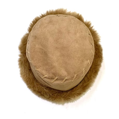 WOMEN'S FUR HAT