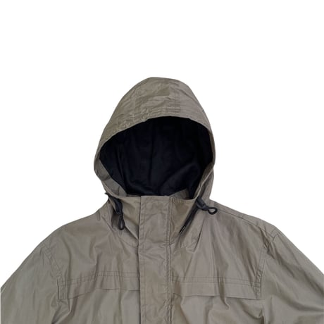 VINCE.   Oiled Coat 🧥  Size-XL