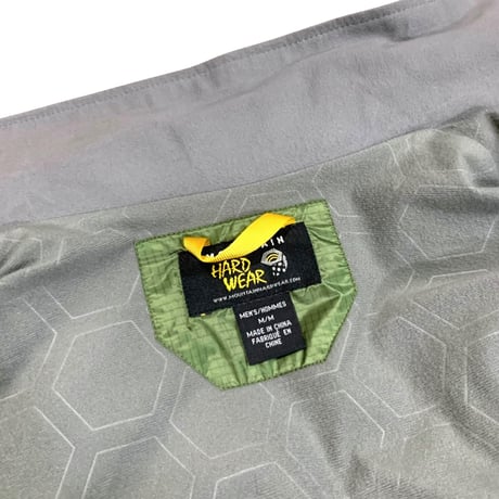 MOUNTAIN HARDWEAR RIP-STOP NYLON JACKET size M