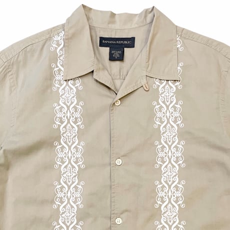 00's BANANA REPUBLIC CUBA SHIRT size S