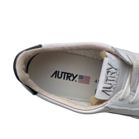 AUTRY MEDALIST Size-41 26~26.5cm Condition mint