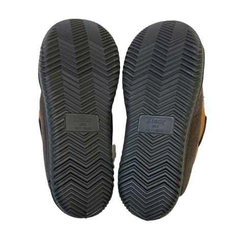NEW ZIZOR ROOM SHOES size US9