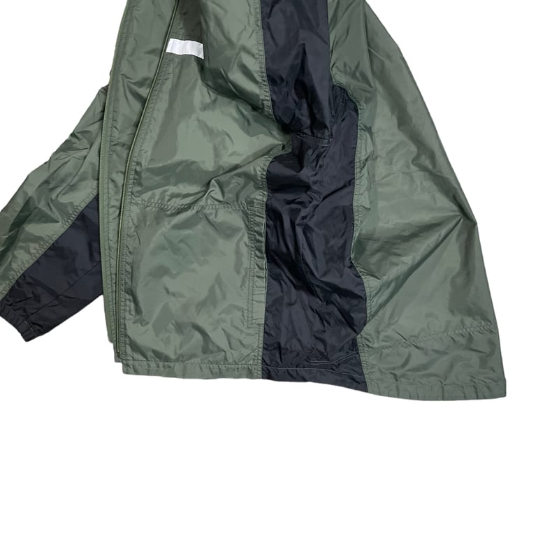 00s nike nylon deformation jacket sullen