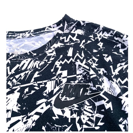 Nike Air Patterned T-shirt size M〜L程
