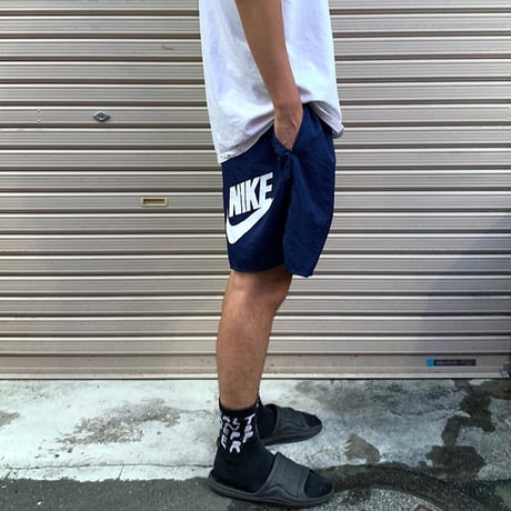 90's NIKE NYLON SHORTS size XL