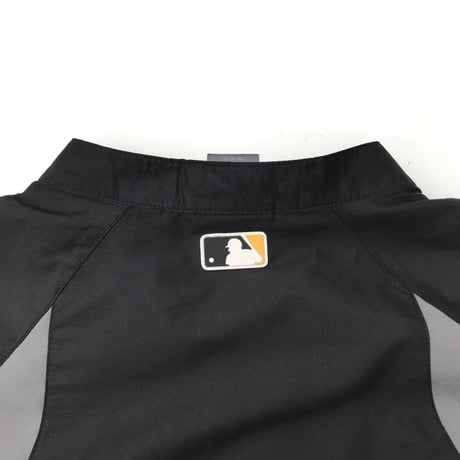 MLB PIRATES⚾️ Pullover Light Jkt Size-XL程 majestic 2011’
