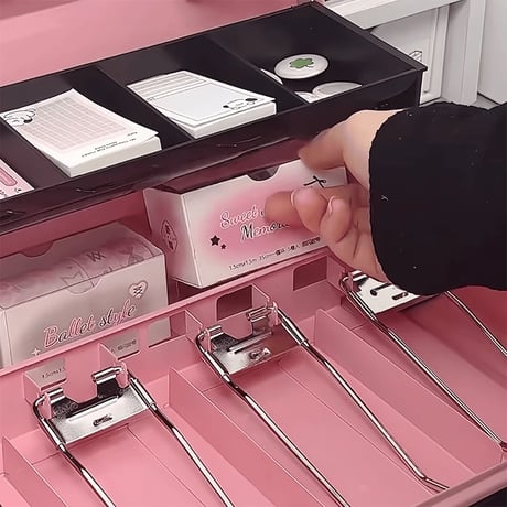 【お取り寄せ】コレクションボックスにもなるピンクの金庫