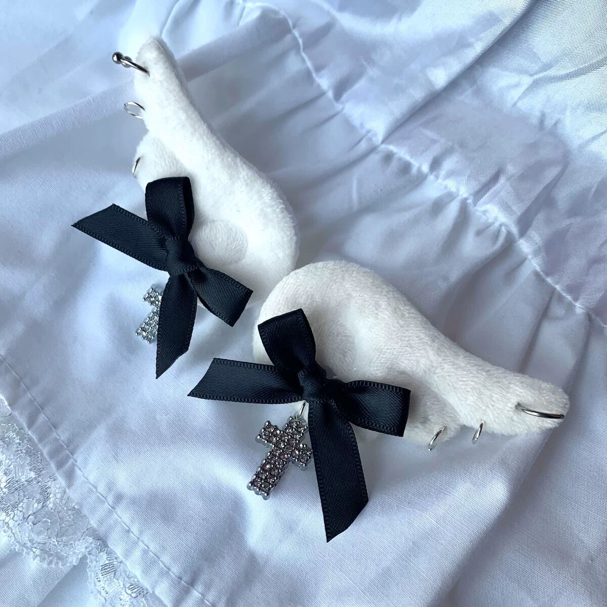 1Gangster Inn】堕天使の羽根ピン【4色】 | はれあめ