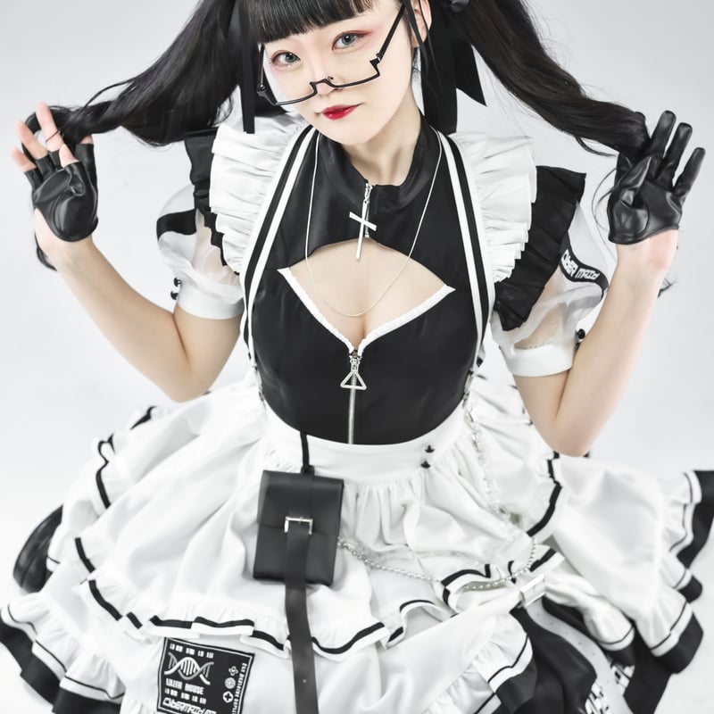 サイバーメイド3号機【カチューシャ・手袋付き】 LilithHouse】サイバーメイド3号機 | はれあめ