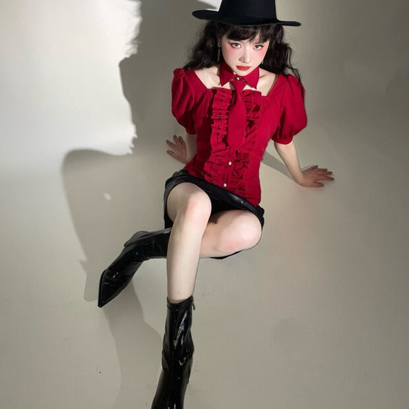 CATCOCOON クラシカルドール 半袖 ブラウズ 赤 CATCOCOONクラシカルドール 半袖ブラウス - メルカリ