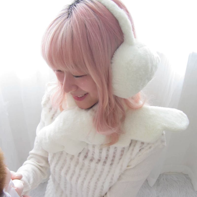 あちゃちゅむ　羽毛　イヤーマフ あちゃちゅむ 羽毛 イヤーマフ あちゃちゅむ 羽毛 イヤーマフ