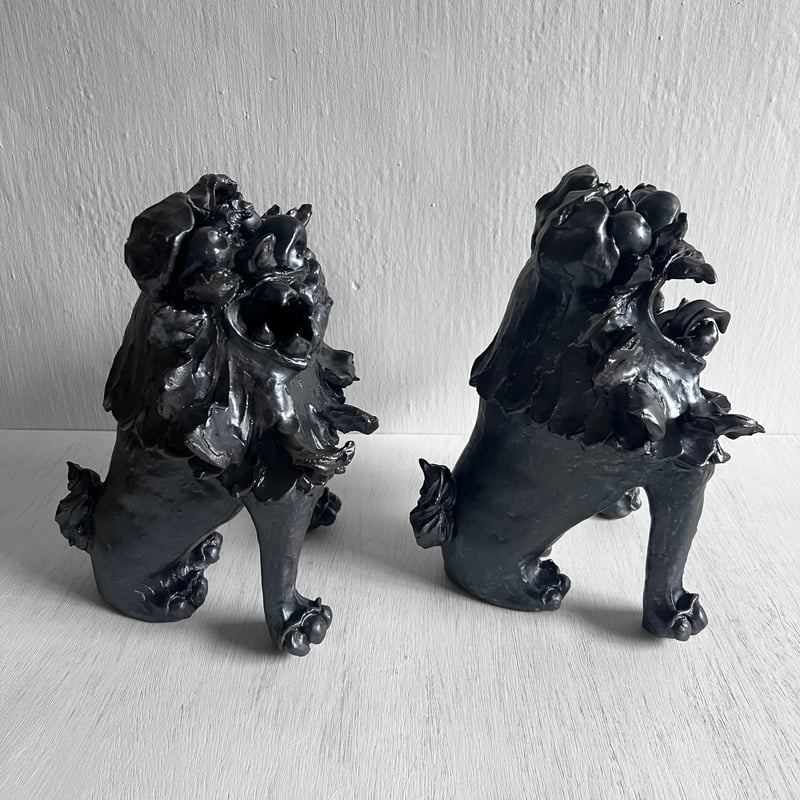 シーサー 黒とベージュ 陶器 約15cm 楽天市場】シーサー 置物 おきもの 門柱 高さ33cm ゴス | 琉球焼 朝日