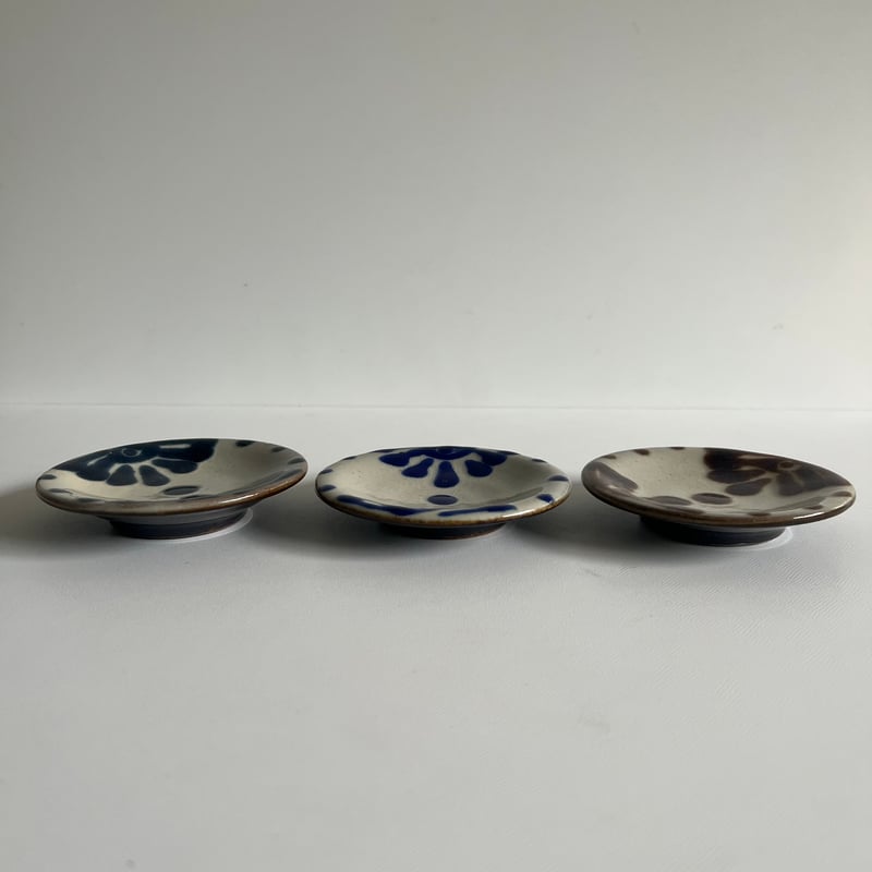 【未使用】ノモ陶器製作所 やちむん ３寸皿 ６枚セット　オーグスヤー　豆皿 ノモ陶器製作所｜和食器通販｜おうちで楽しむ陶器市うちる