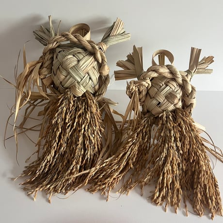 ♦袴形飾り 透し彫り 三足 香炉 古玩 古美術品 工芸品 香道具 骨董品 ♢袴形飾り 透し彫り 三足 香炉 古玩 古美術品 工芸品